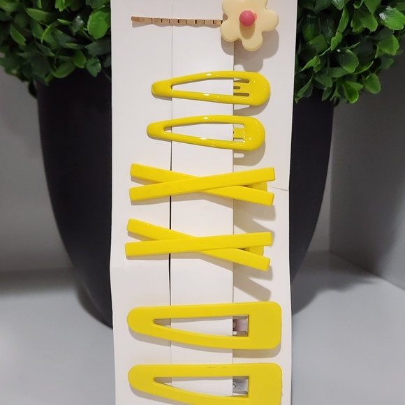 NWT Set of 7 Solid Color Hair Clips - Picture 11 of 12